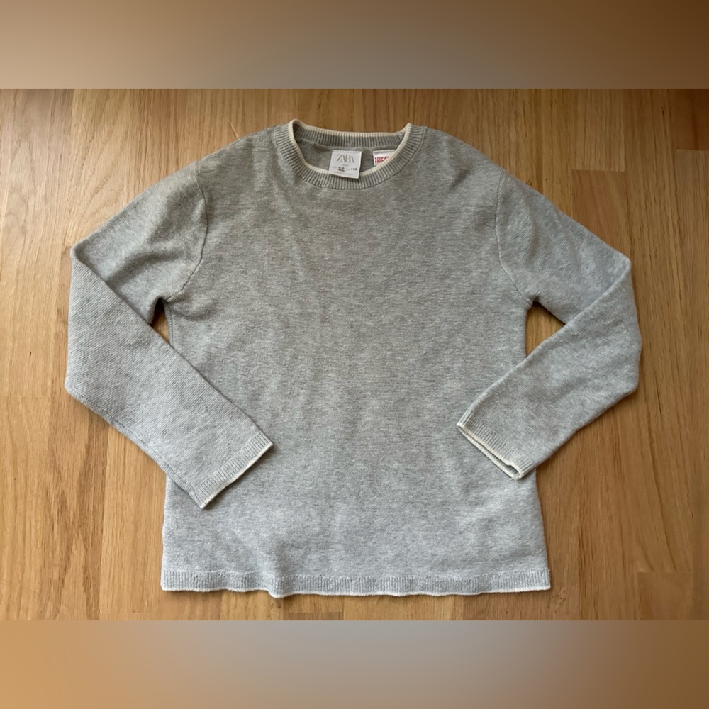 Zara size 4/5 gray thin sweater crewneck